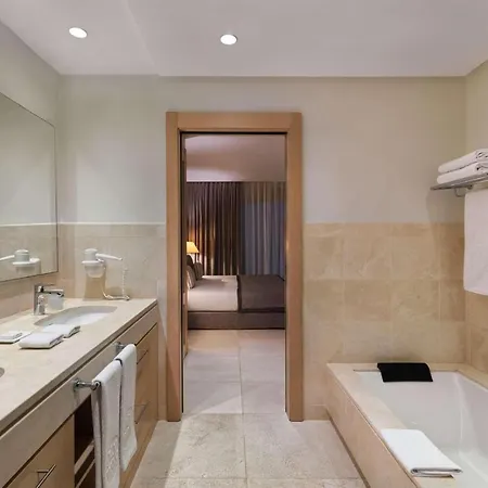 3 Bdr Partial Sea View Διαμέρισμα